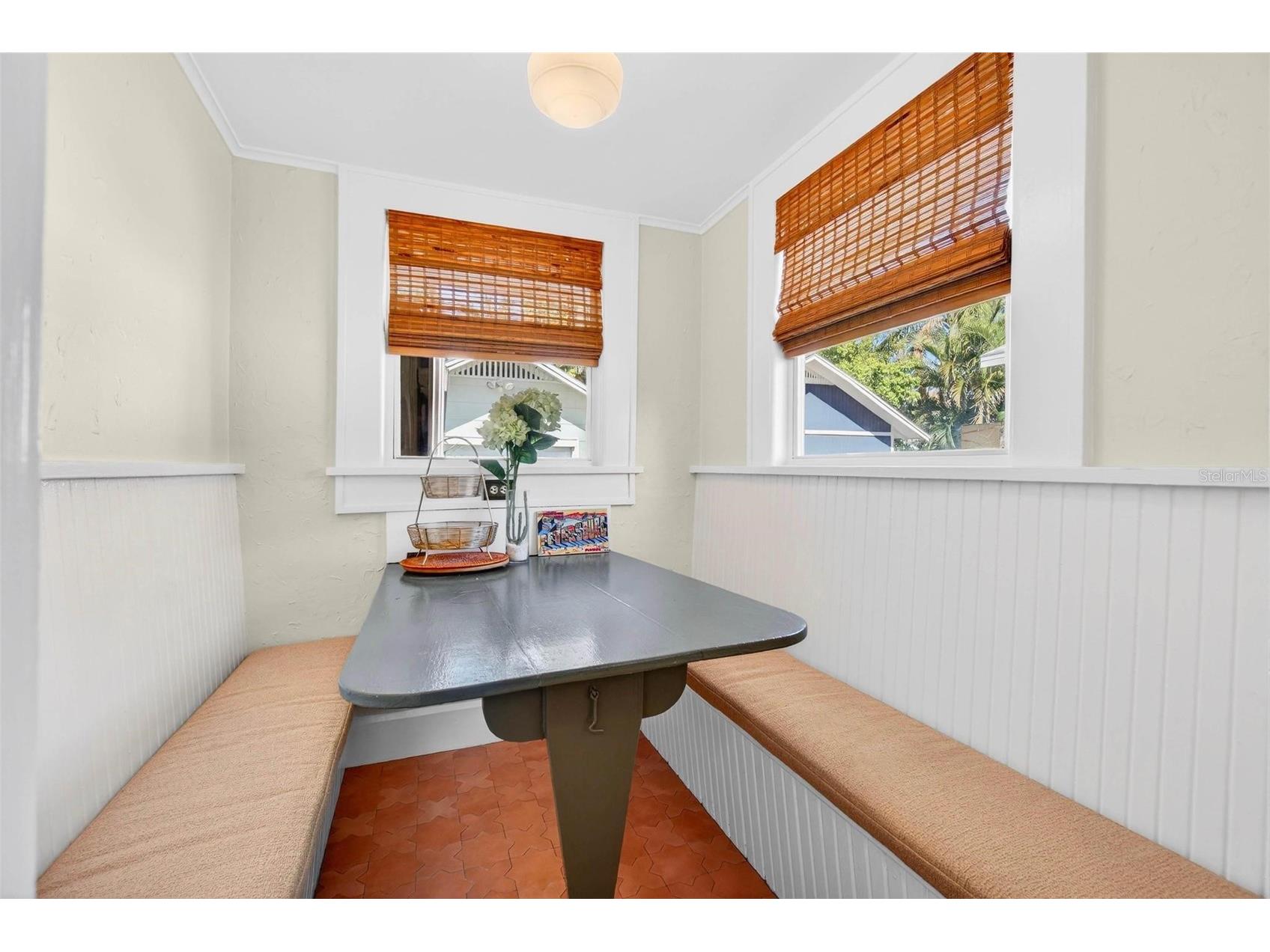 227 11th Avenue NE Saint Petersburg FL 33701 TB8514838 image9
