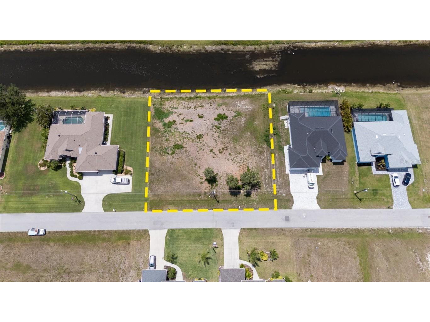 227 & 229 Tournament Rd Rotonda West FL 33947 - PINE VALLEY CREEK D6142246 image1