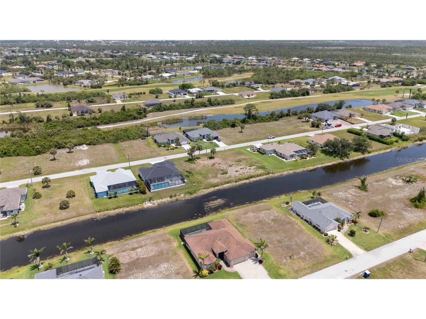 227 & 229 Tournament Rd Rotonda West FL 33947 - PINE VALLEY CREEK D6142246 image5