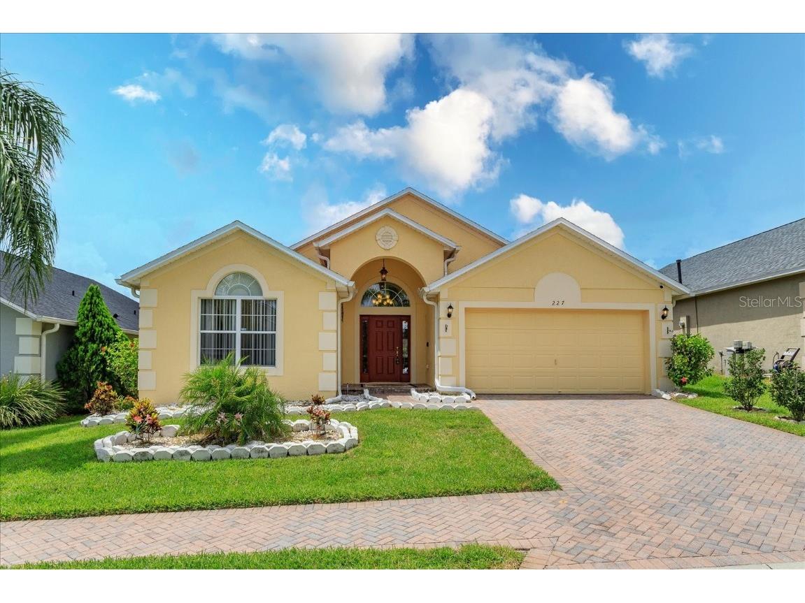 227 Cambridge Avenue Davenport FL 33896 S5087779 image1