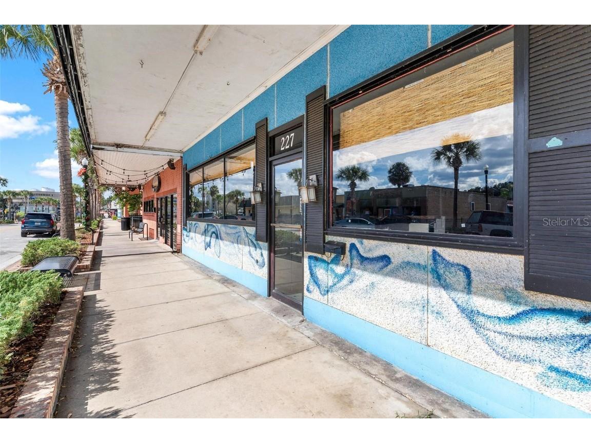 227 E Main Street Tavares FL 32778 G5105038 image2