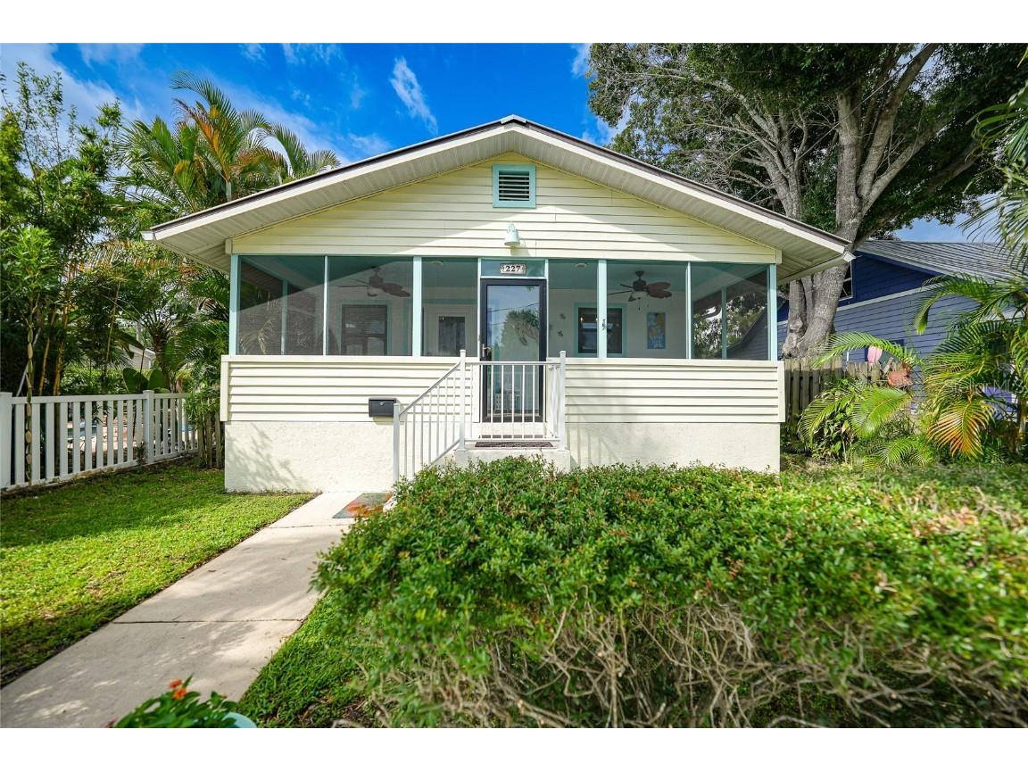 227 Goldstein Street Punta Gorda FL 33950 C7496854 image1