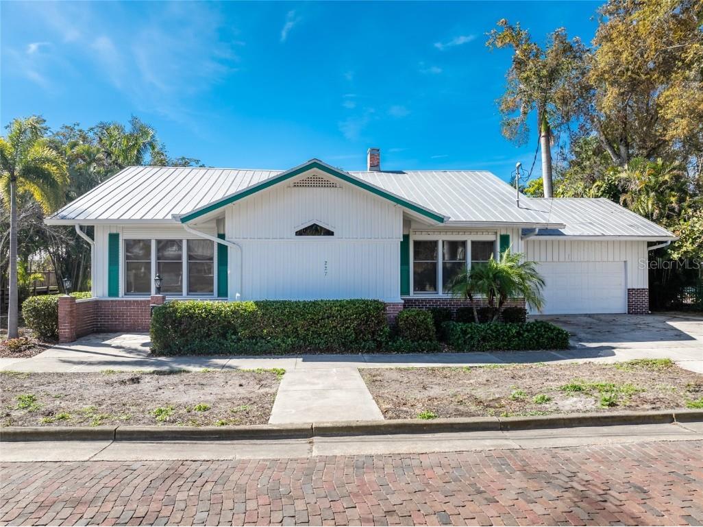 227 Harvey Street Punta Gorda FL 33950 C7504139 image1