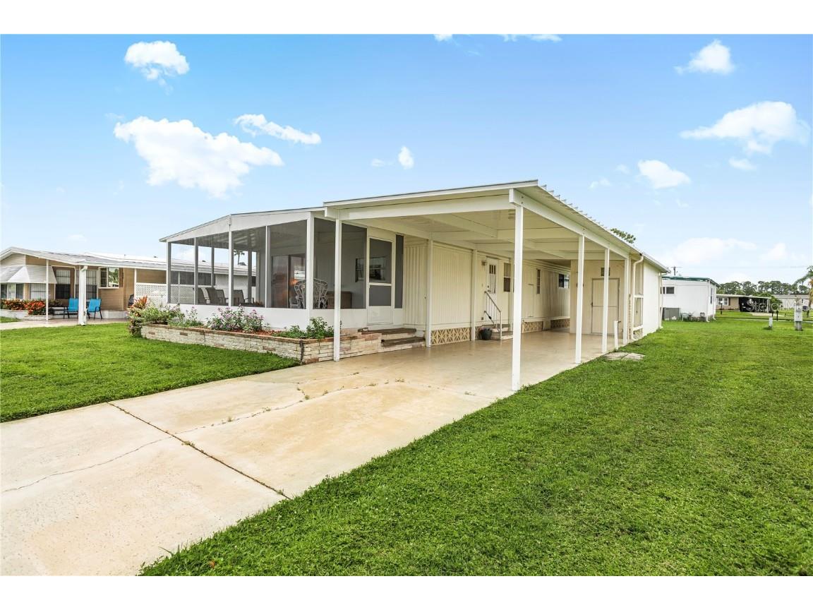 227 La Rosas North Port FL 34287 TB8418677 image2