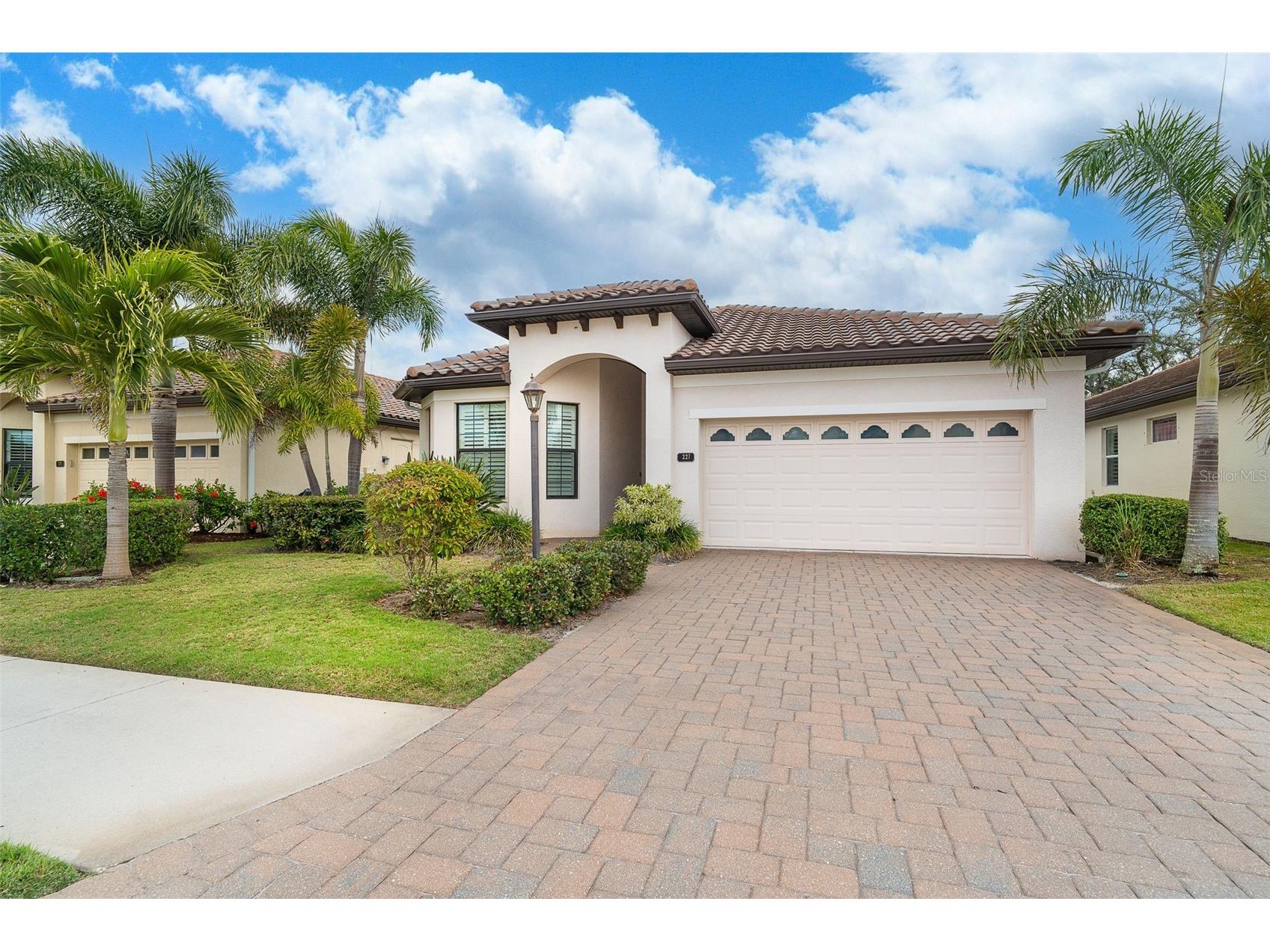 227 Nolen Drive Venice FL 34292 D6145593 image1