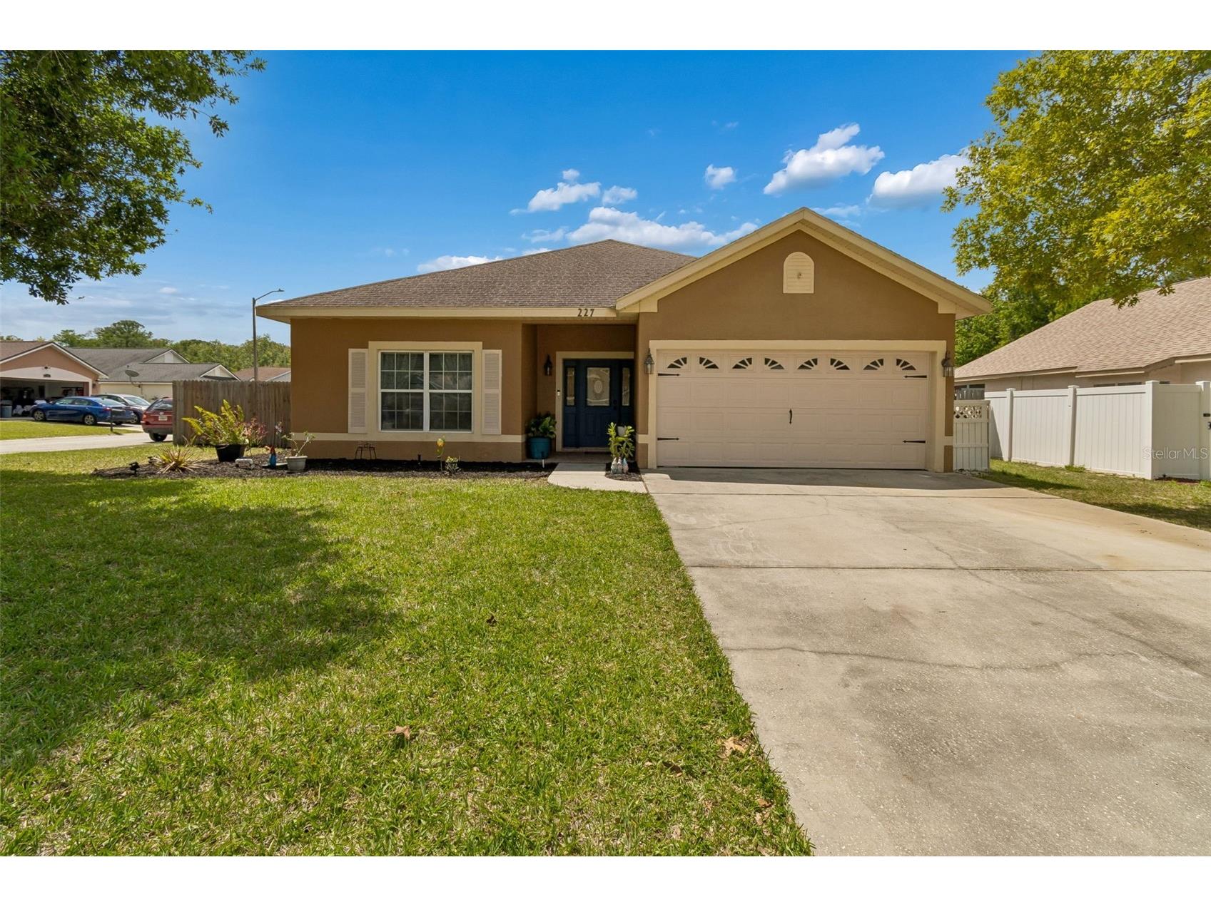 227 Oak Chase Place Davenport FL 33896 O6395053 image1