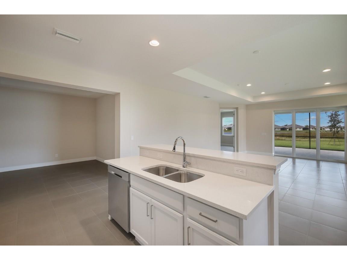 227 Okeeffe Circle Bradenton FL 34212 A4600214 image8