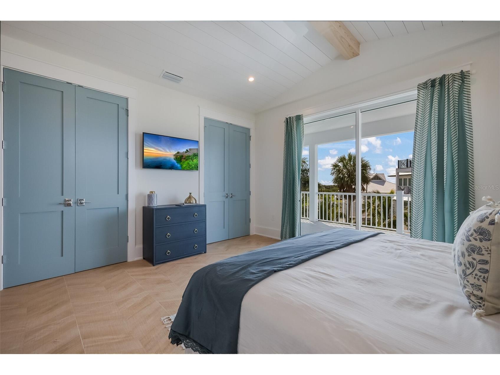 227 S Harbor Drive Holmes Beach FL 34217 A4684262 image39