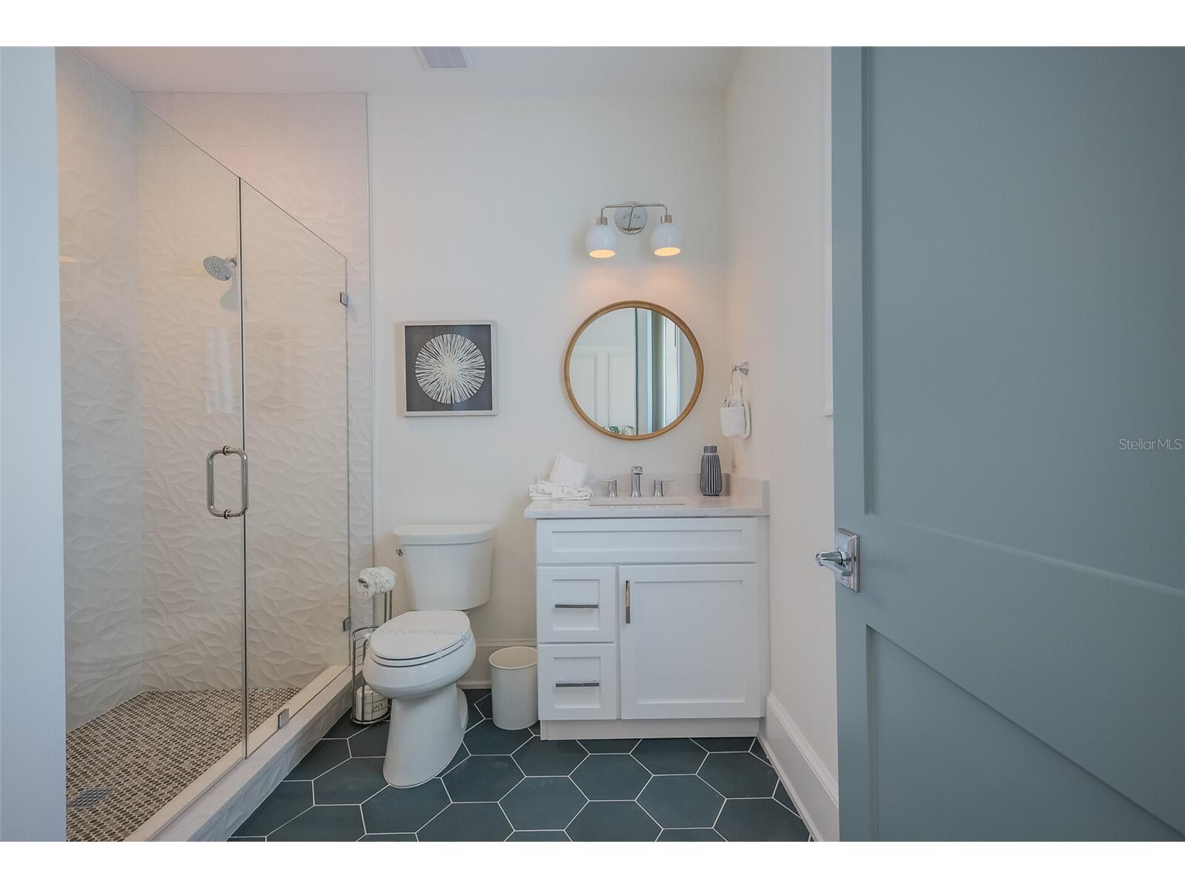 227 S Harbor Drive Holmes Beach FL 34217 A4684262 image41