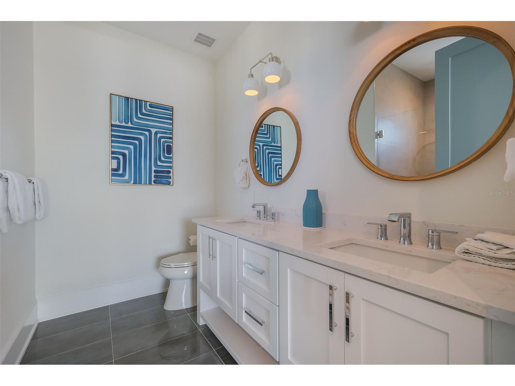 227 S Harbor Drive Holmes Beach FL 34217 A4684262 image42