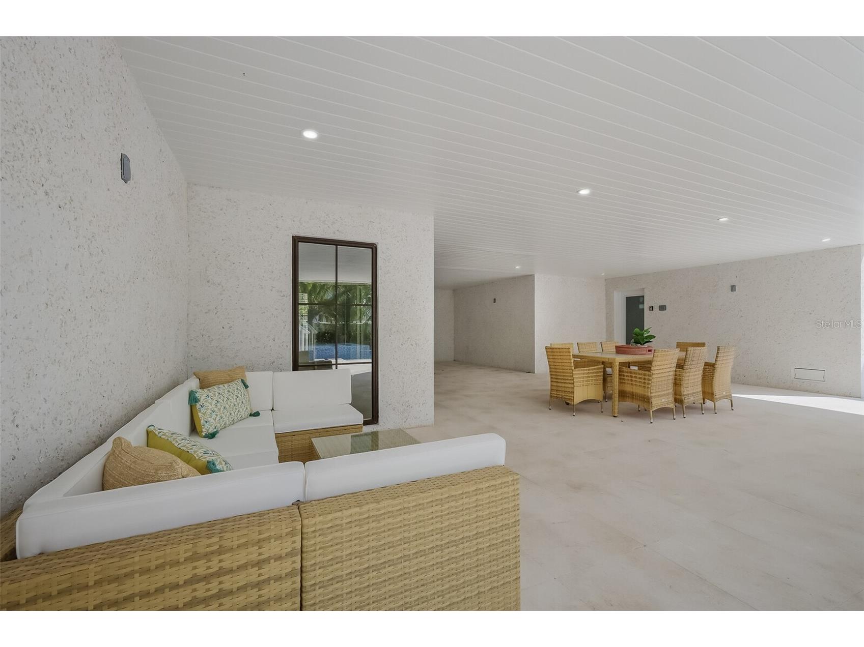 227 S Harbor Drive Holmes Beach FL 34217 A4684262 image48