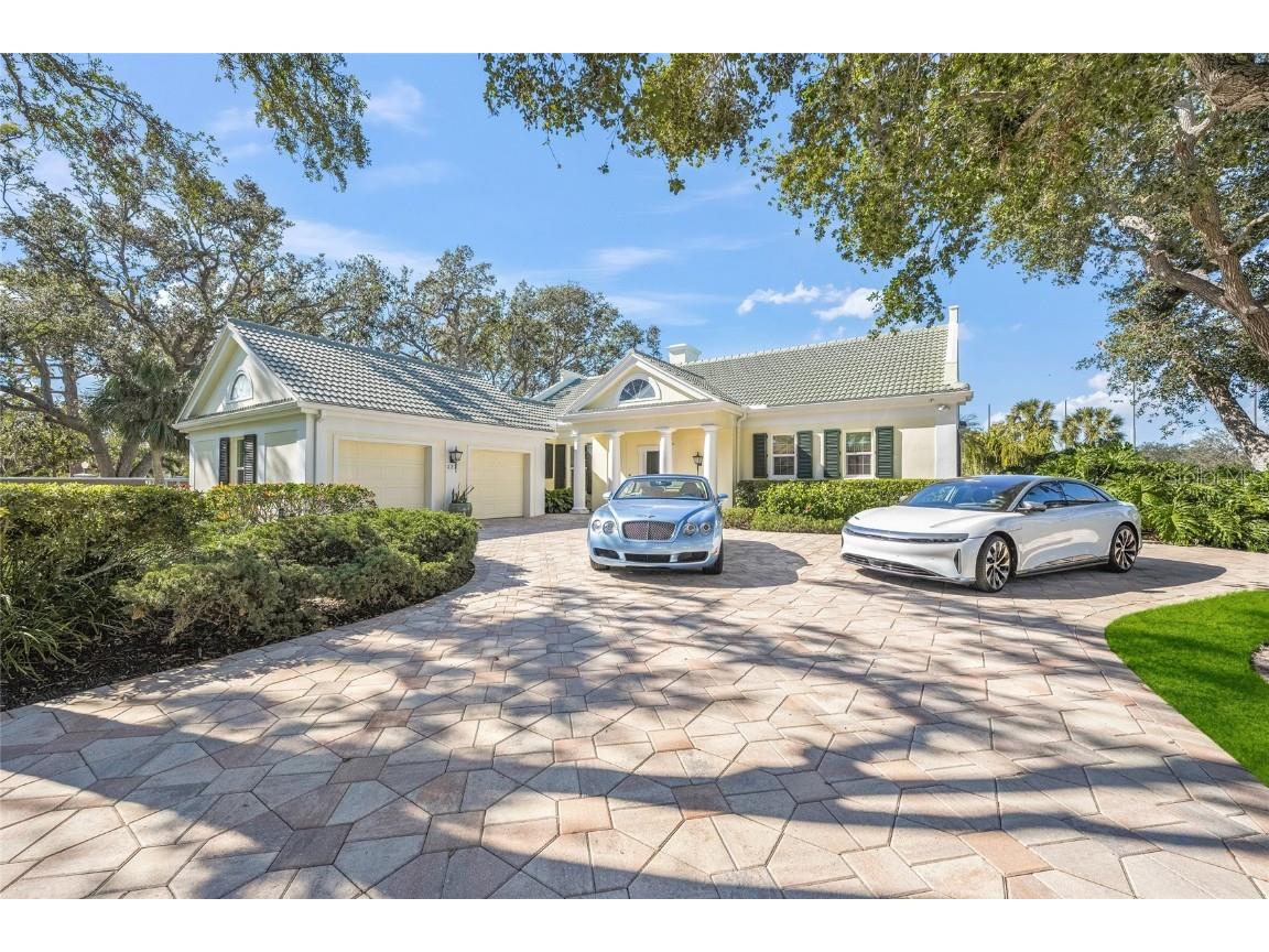 227 Saint James Park Osprey FL 34229 A4635743 image5