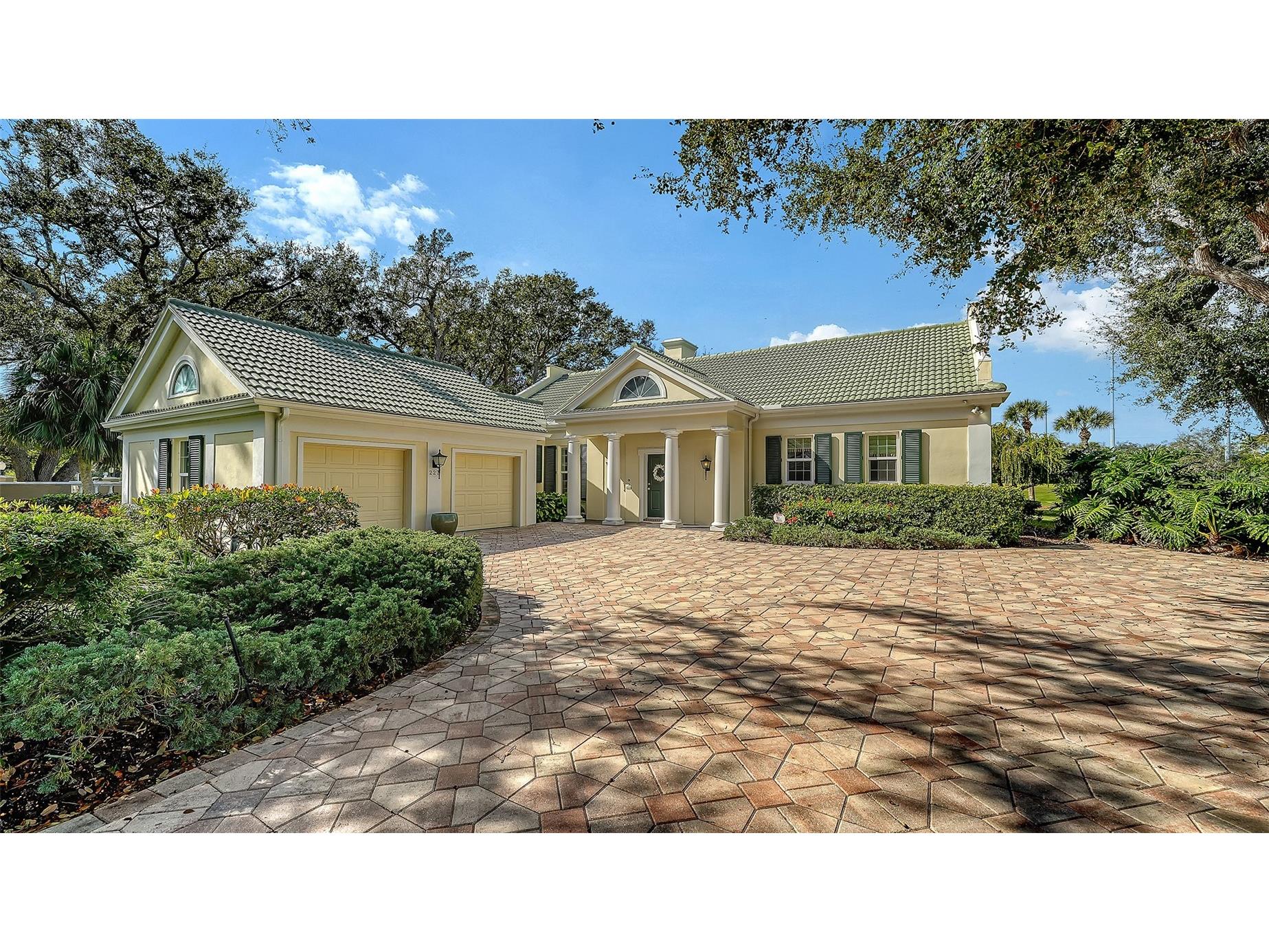 227 Saint James Park Osprey FL 34229 A4679867 image4