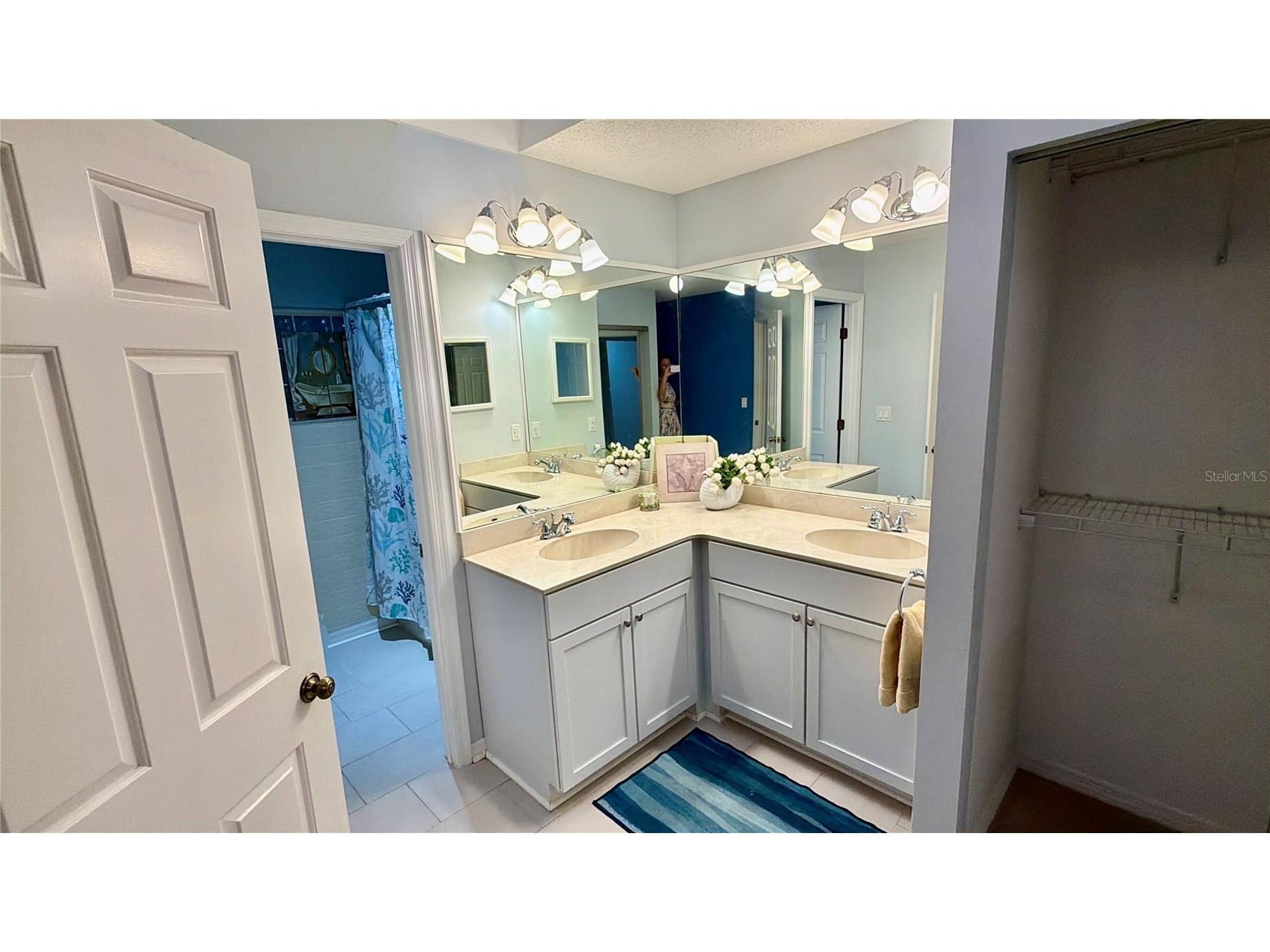 227 Southampton Drive #289 Venice FL 34293 A4677192 image45