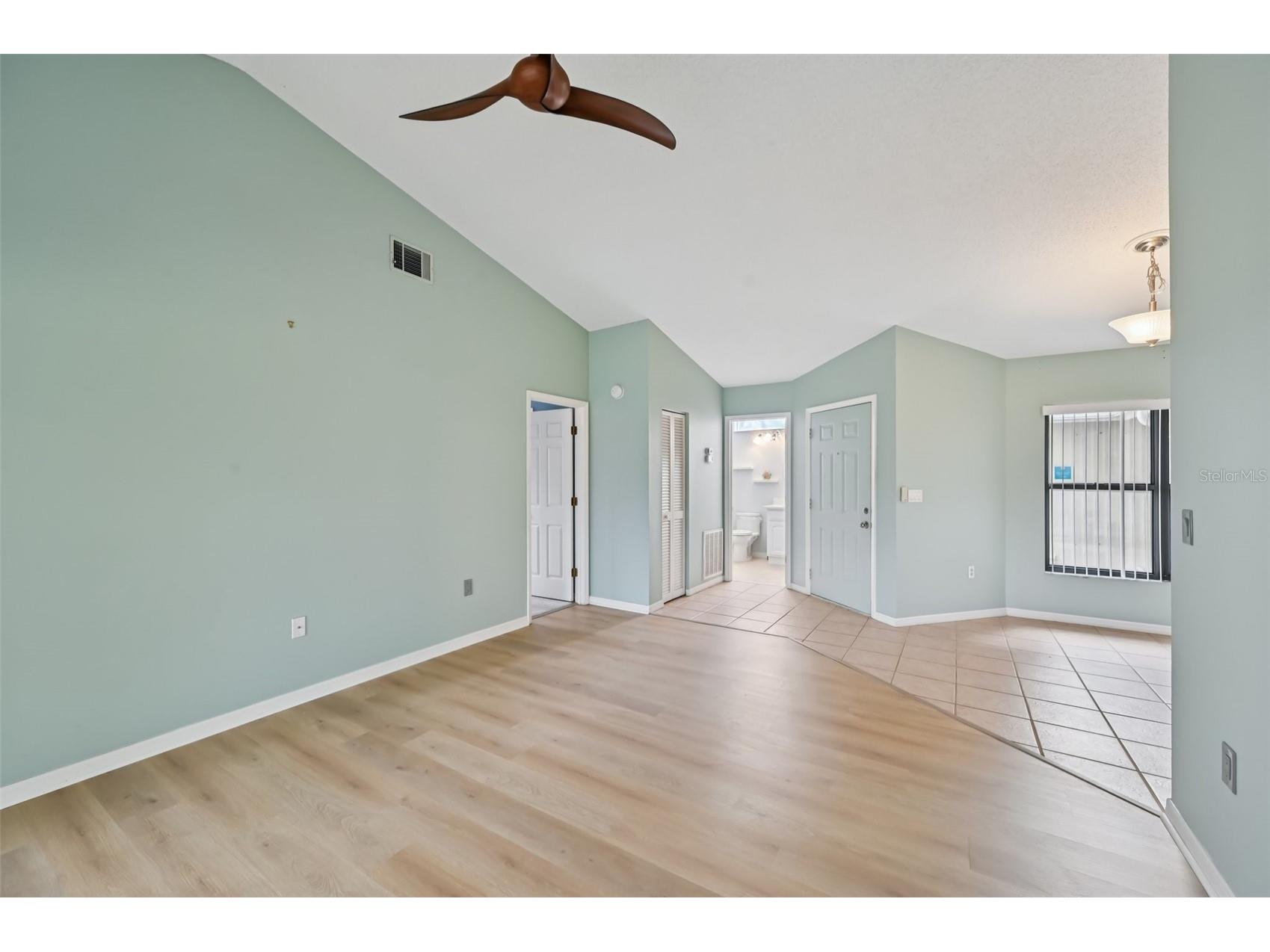 227 Southampton Drive #289 Venice FL 34293 A4677192 image9