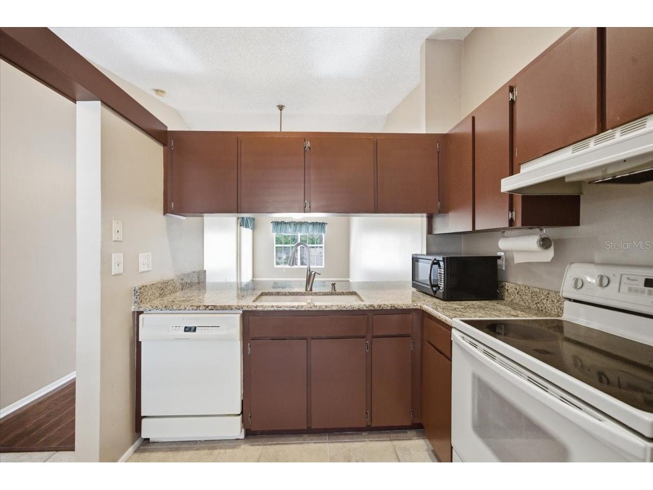 227 Sun Vista Court S Treasure Island FL 33706 TB8496001 image13