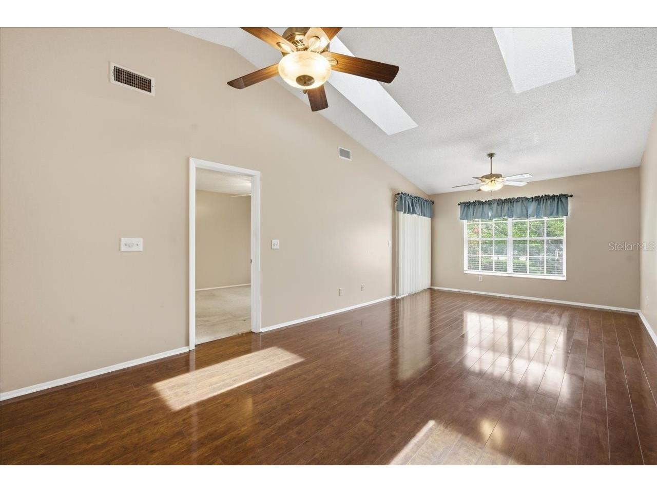 227 Sun Vista Court S Treasure Island FL 33706 TB8496001 image17