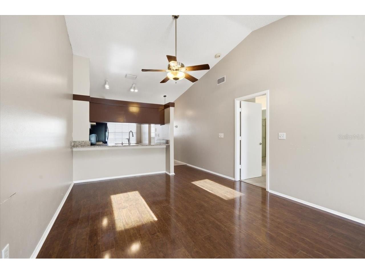 227 Sun Vista Court S Treasure Island FL 33706 TB8496001 image18