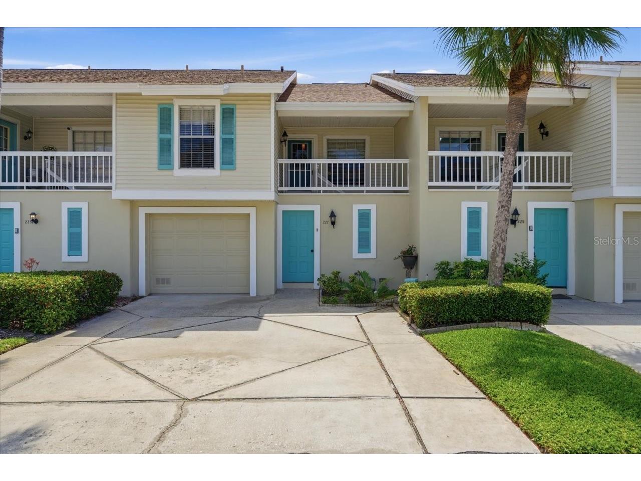 227 Sun Vista Court S Treasure Island FL 33706 TB8496001 image3