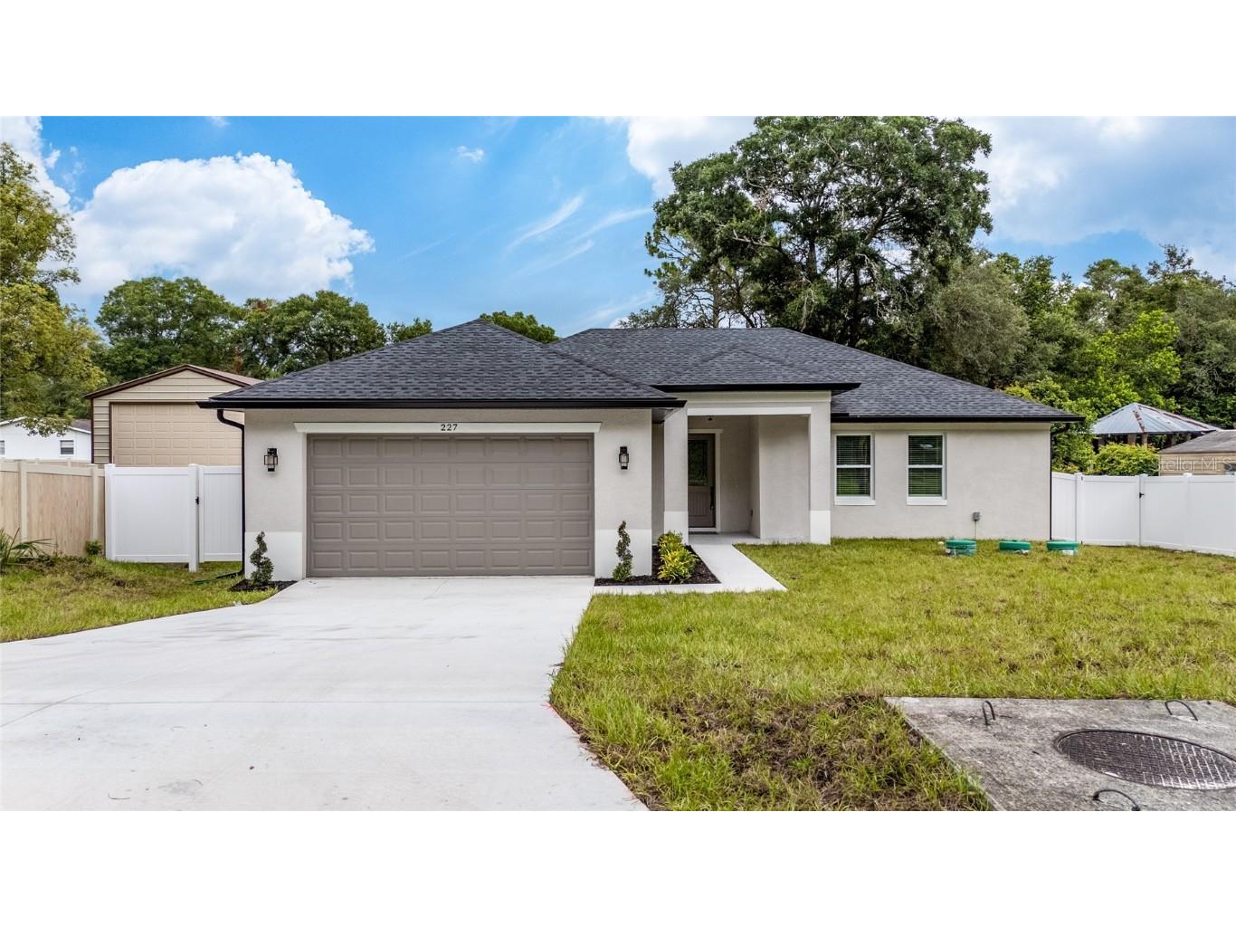 227 W Fern Drive Orange City FL 32763 O6217638 image1