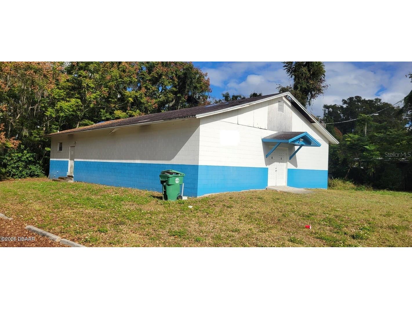 227 W Voorhis Avenue Deland FL 32720 V4947845 image1