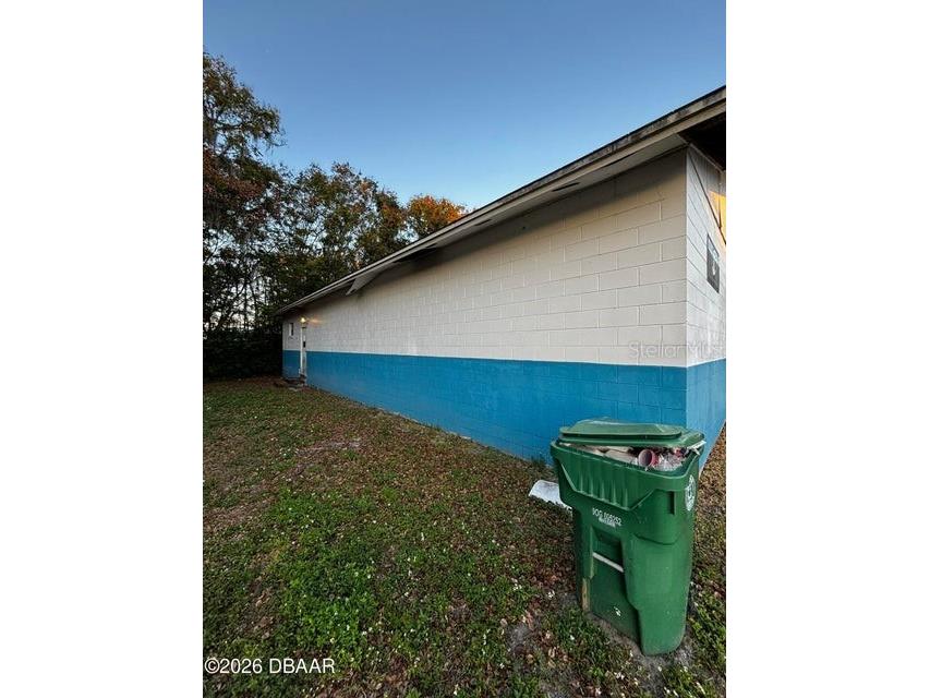 227 W Voorhis Avenue Deland FL 32720 V4947845 image3