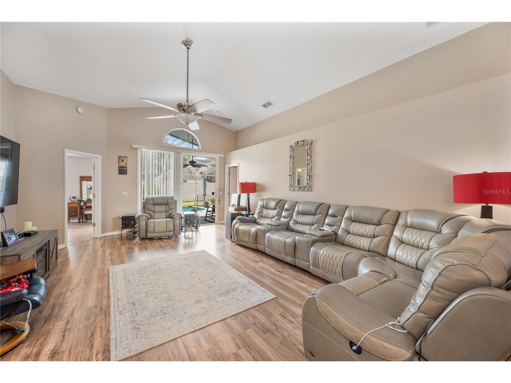 227 Whittier Street Davenport FL 33896 L4962055 image7