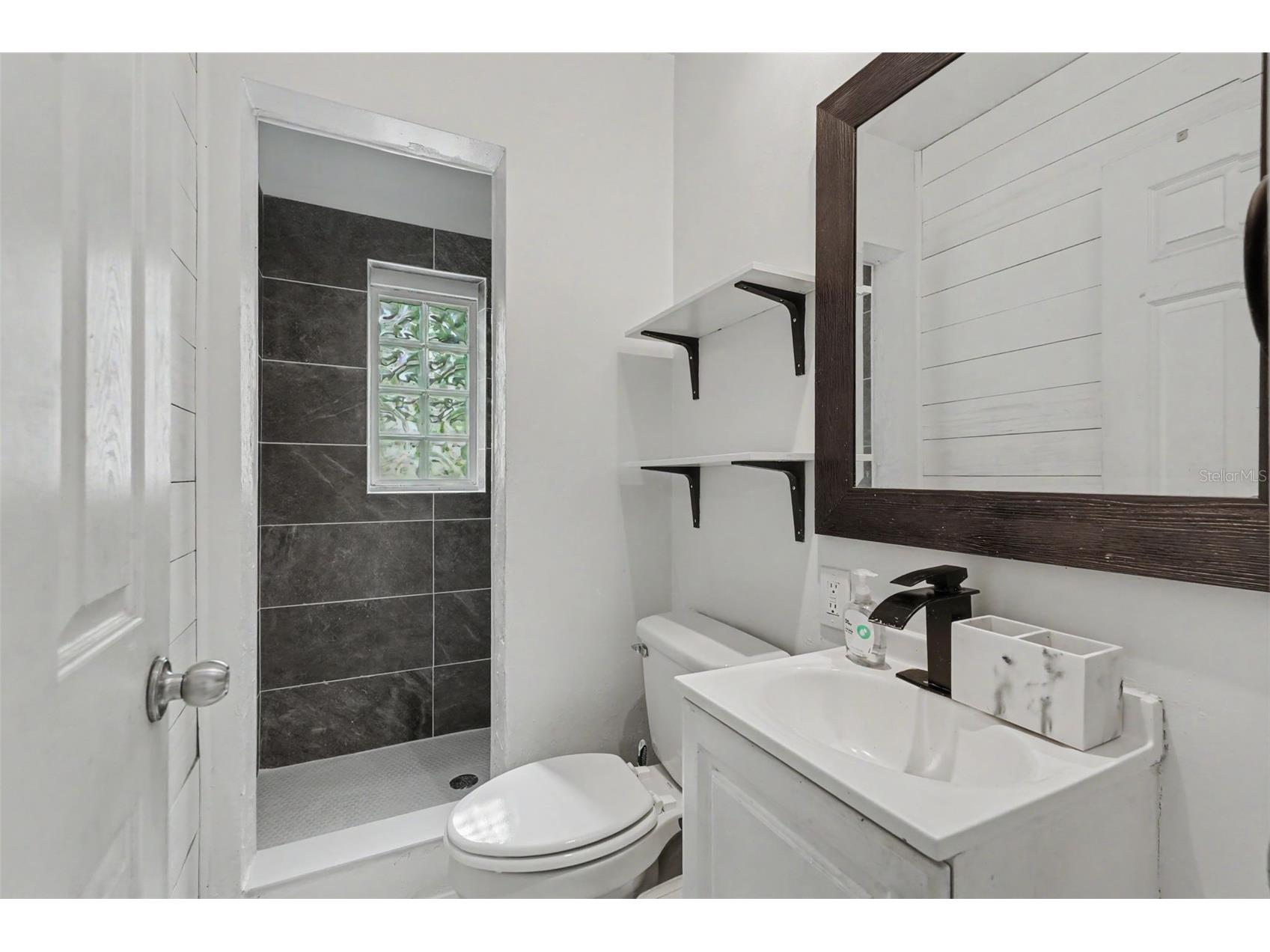 2270 Nolan Drive Largo FL 33770 TB8528437 image17