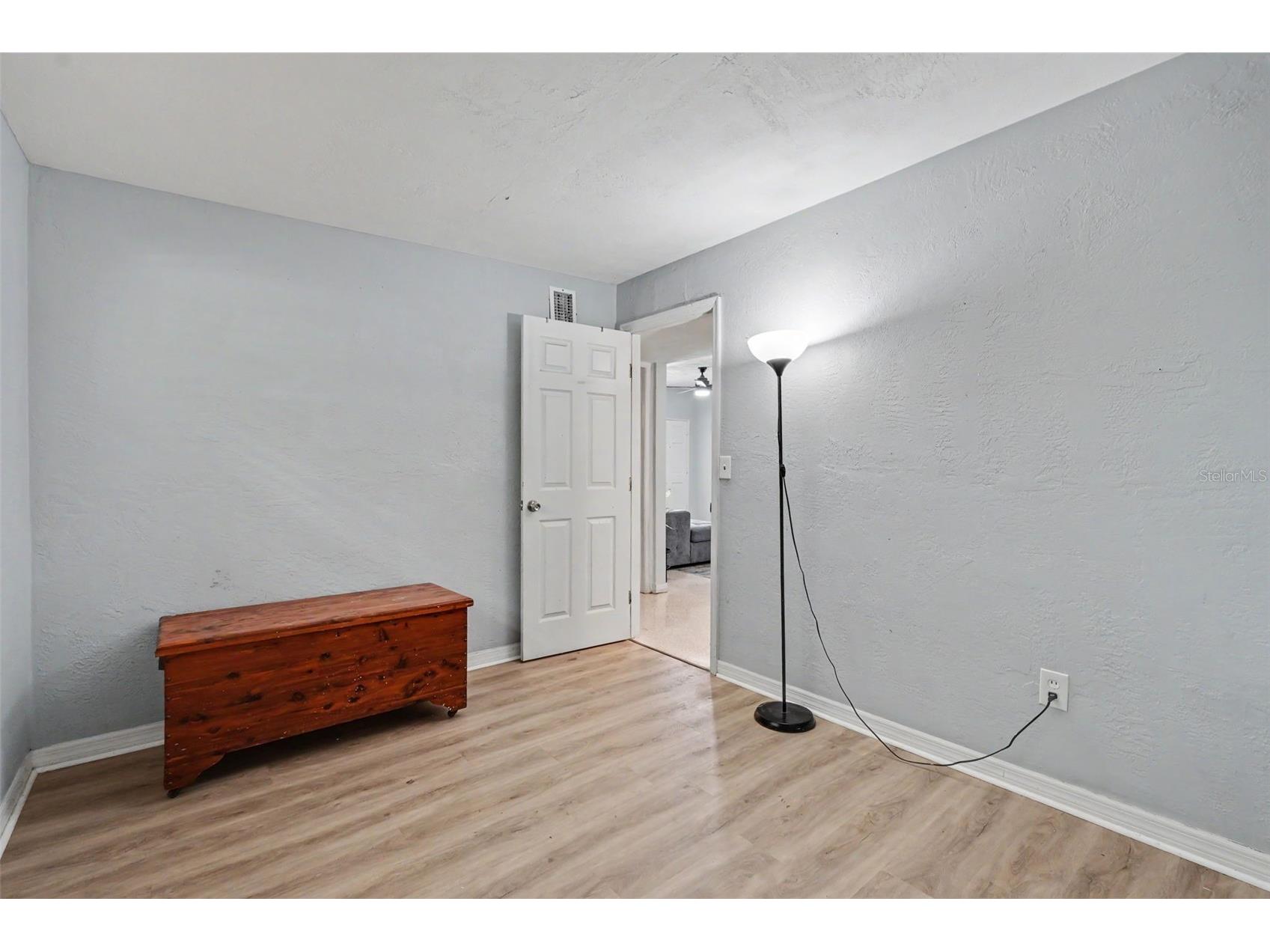 2270 Nolan Drive Largo FL 33770 TB8528437 image18