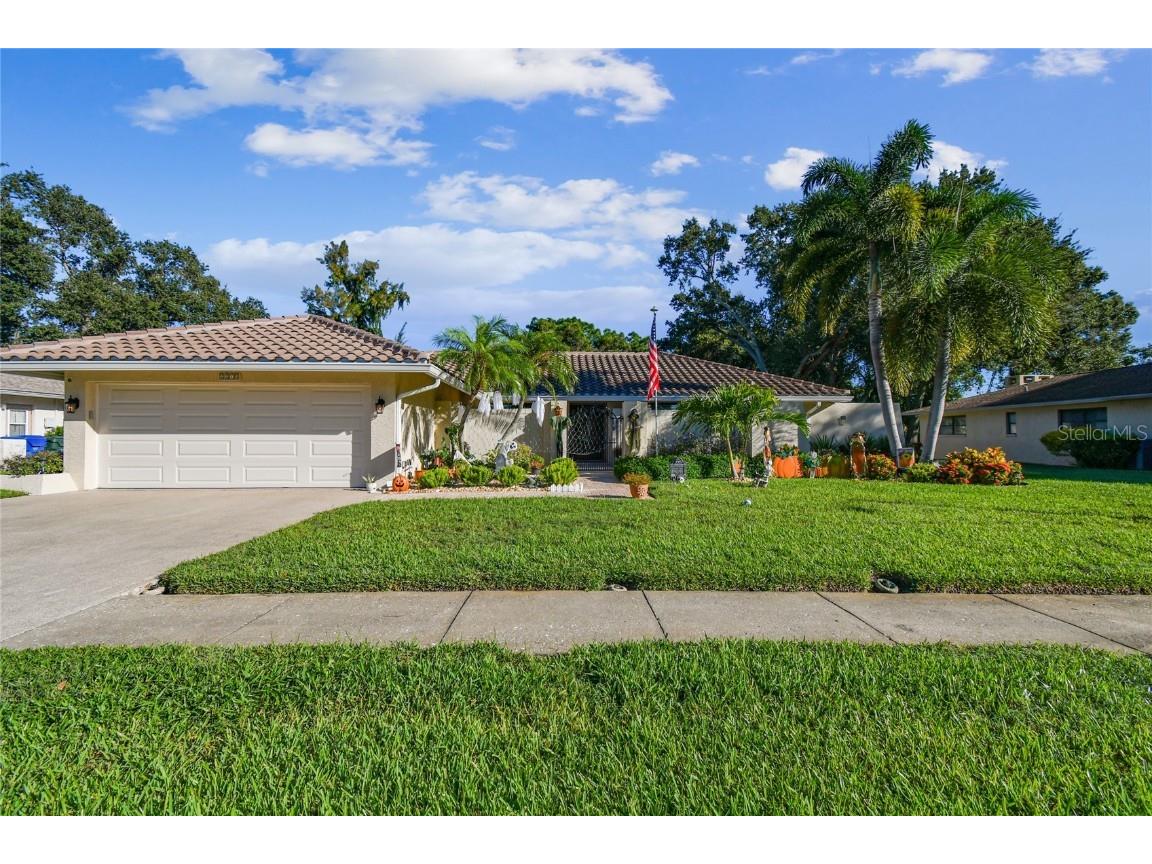 2270 Westbury Avenue Clearwater FL 33764 U8217814 image1