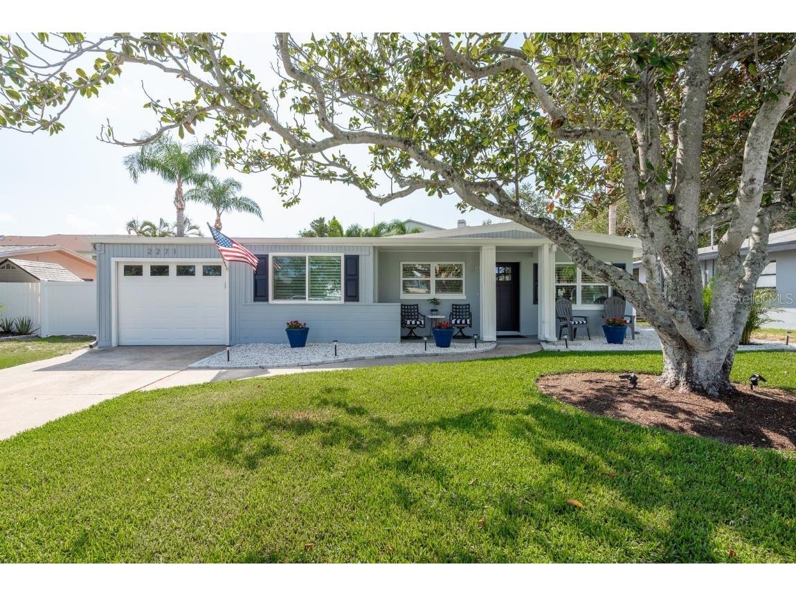 2271 Carolyn Drive Dunedin FL 34698 TB8391056 image1