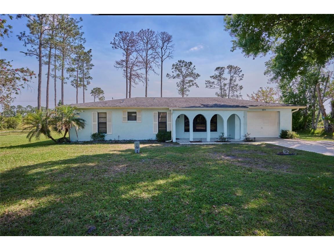 2271 Laguna Drive Indian Lake Estates FL 33855 - LAKE WALK IN WATER T3509839 image1
