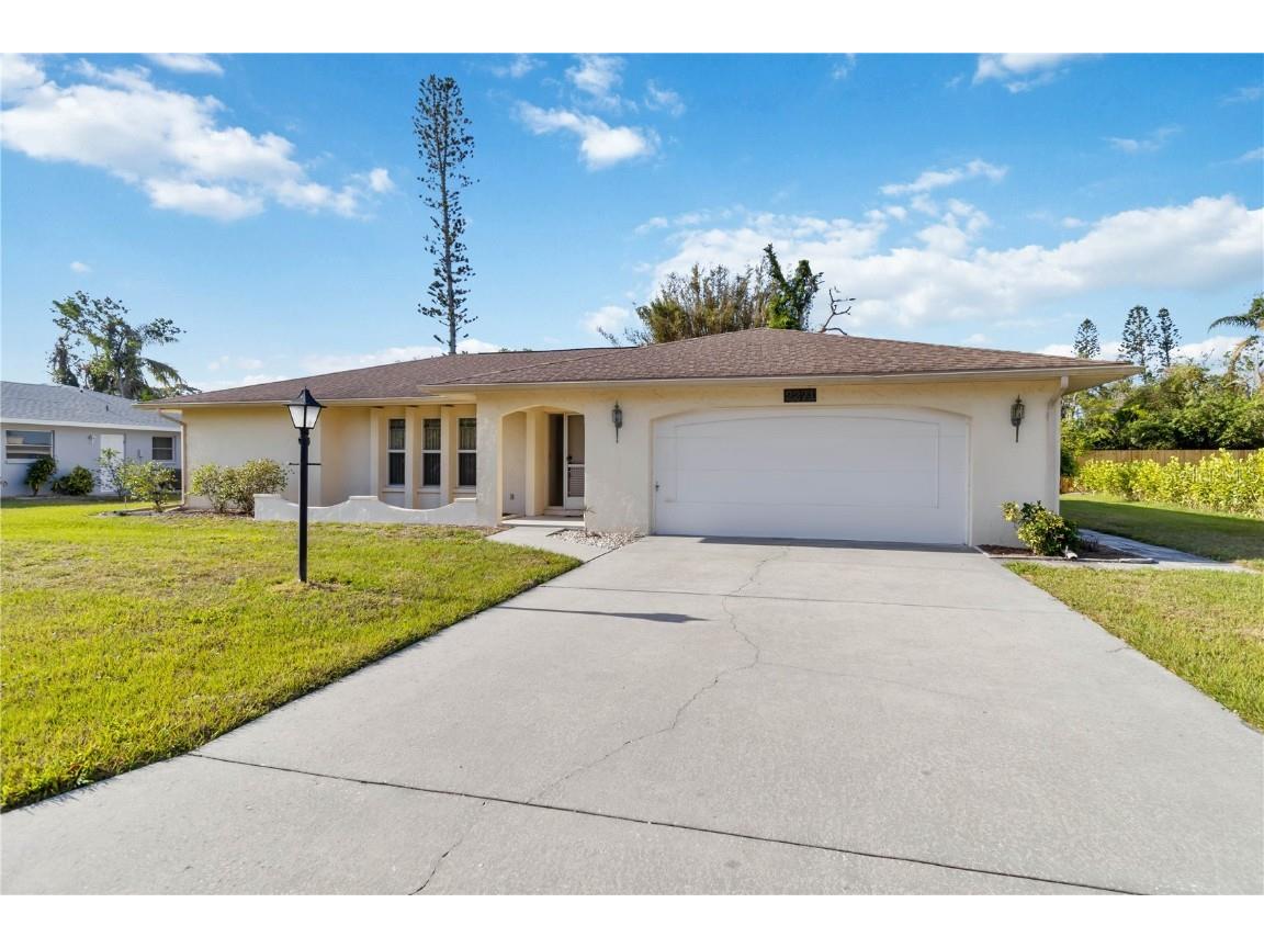 2271 Pine View Circle Sarasota FL 34231 A4649803 image1