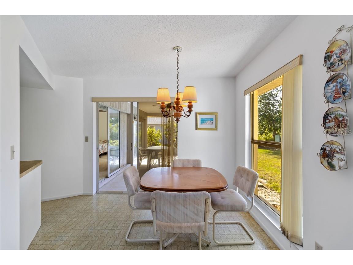 2271 Pine View Circle Sarasota FL 34231 A4649803 image22