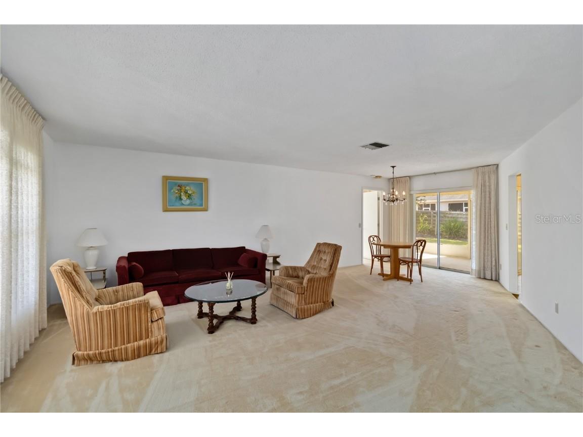 2271 Pine View Circle Sarasota FL 34231 A4649803 image4