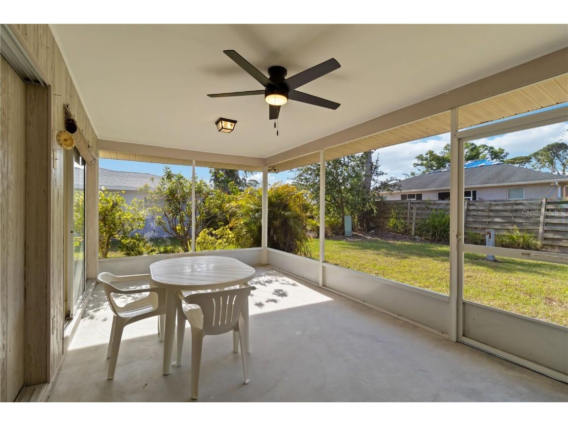 2271 Pine View Circle Sarasota FL 34231 A4649803 image40