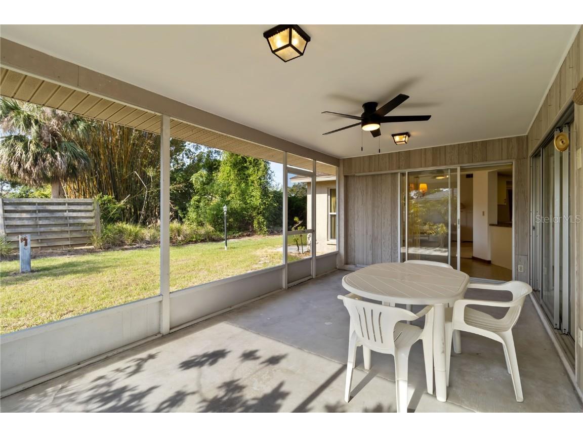 2271 Pine View Circle Sarasota FL 34231 A4649803 image43