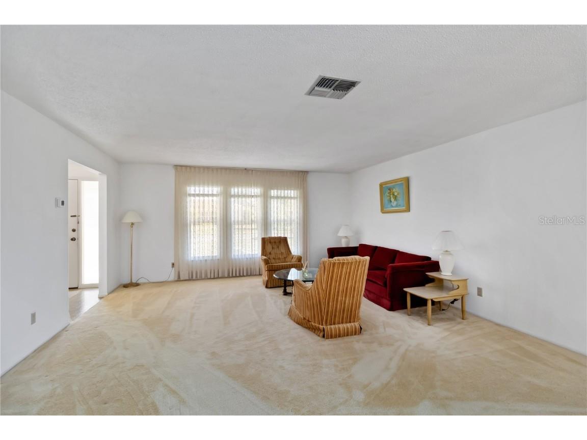 2271 Pine View Circle Sarasota FL 34231 A4649803 image5