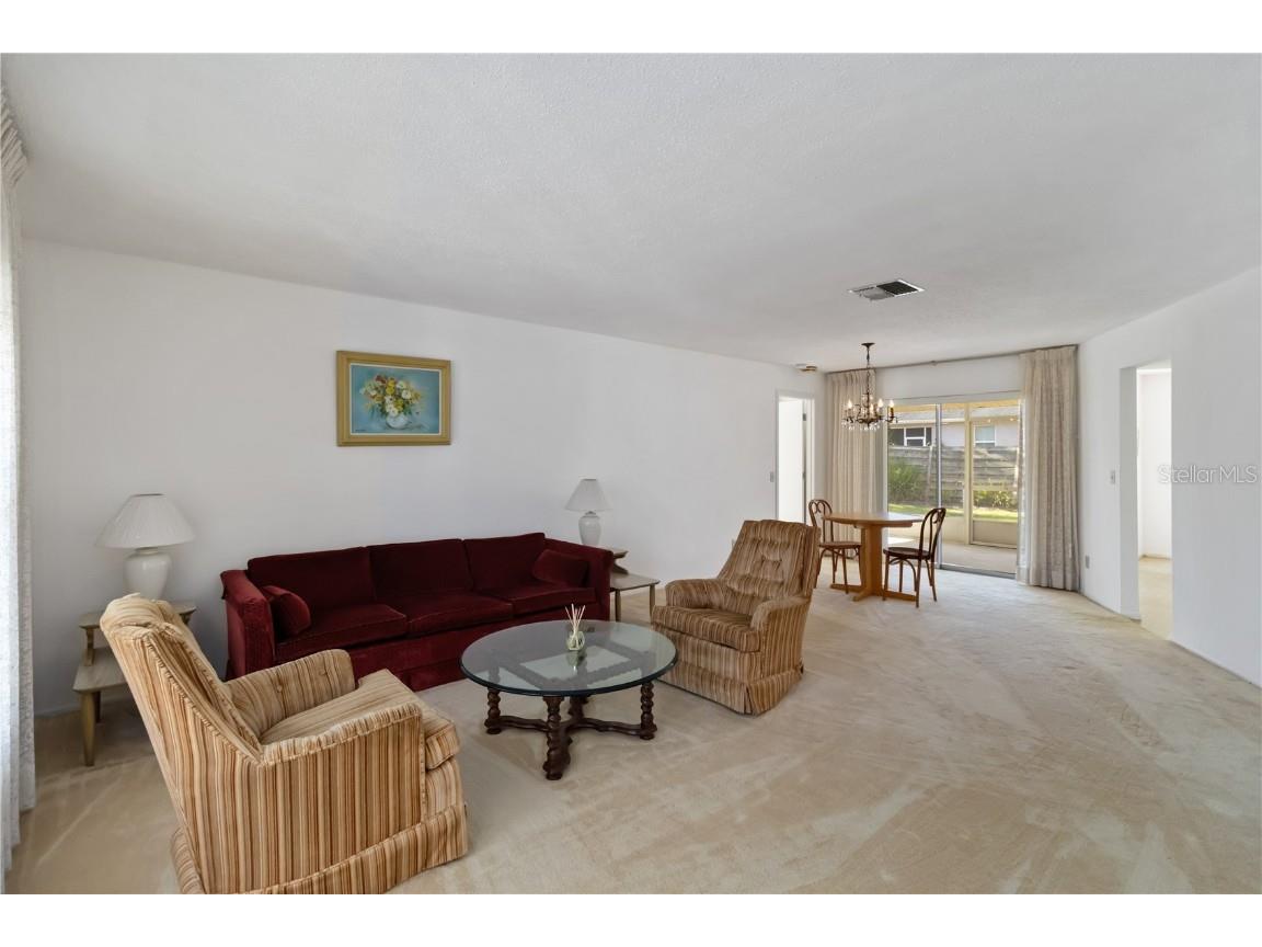 2271 Pine View Circle Sarasota FL 34231 A4649803 image9