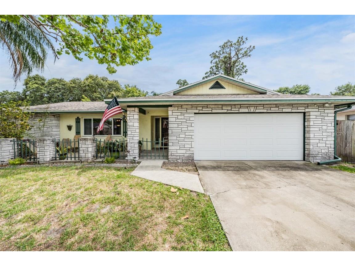 2271 Republic Drive Dunedin FL 34698 U8200331 image1