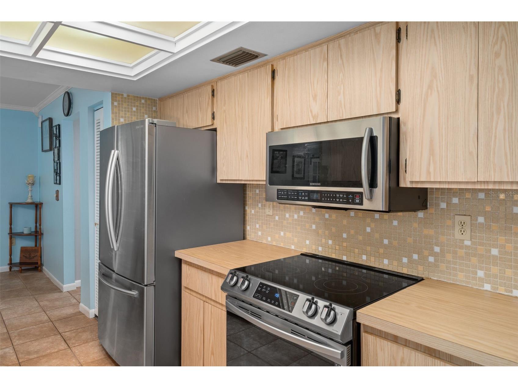2271 Republic Drive Dunedin FL 34698 W7883291 image20