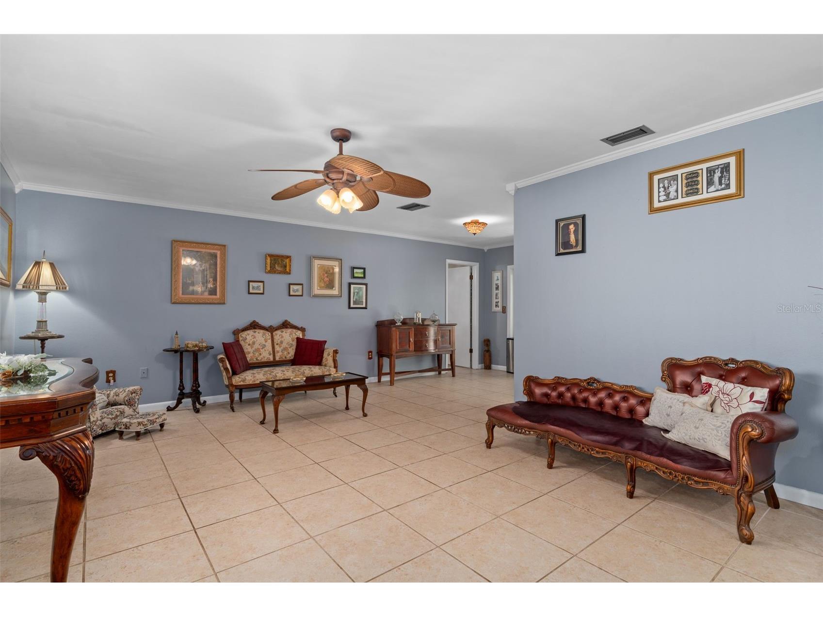 2271 Republic Drive Dunedin FL 34698 W7883291 image8