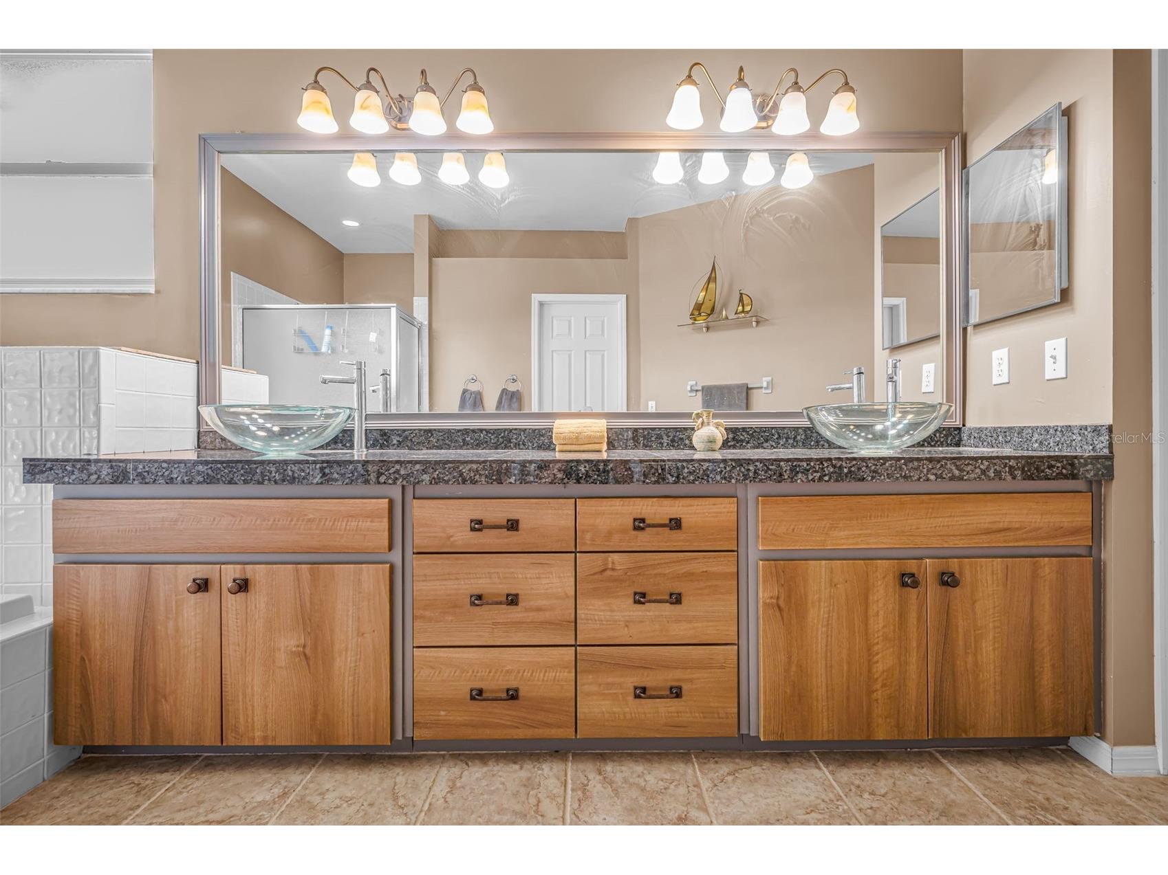 2272 Warwick Drive Oldsmar FL 34677 TB8502055 image20