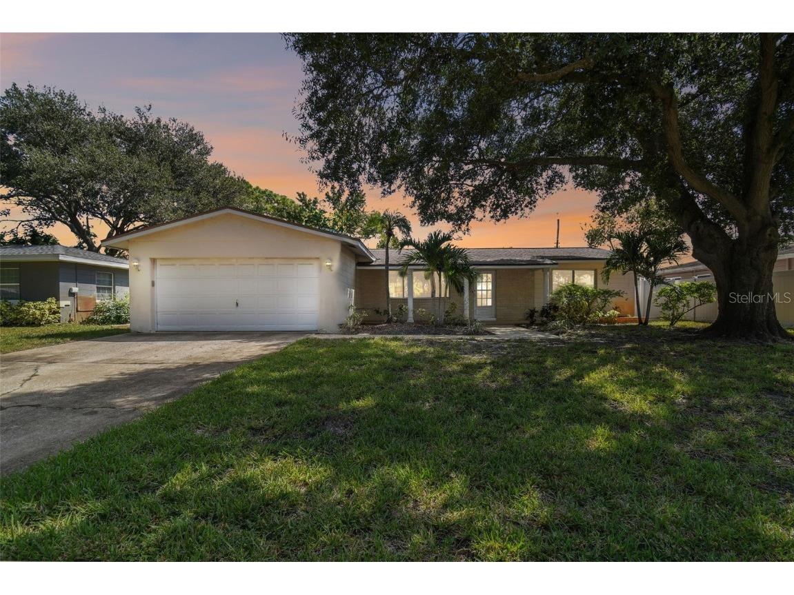 2273 61st Street N Saint Petersburg FL 33710 U8215112 image1