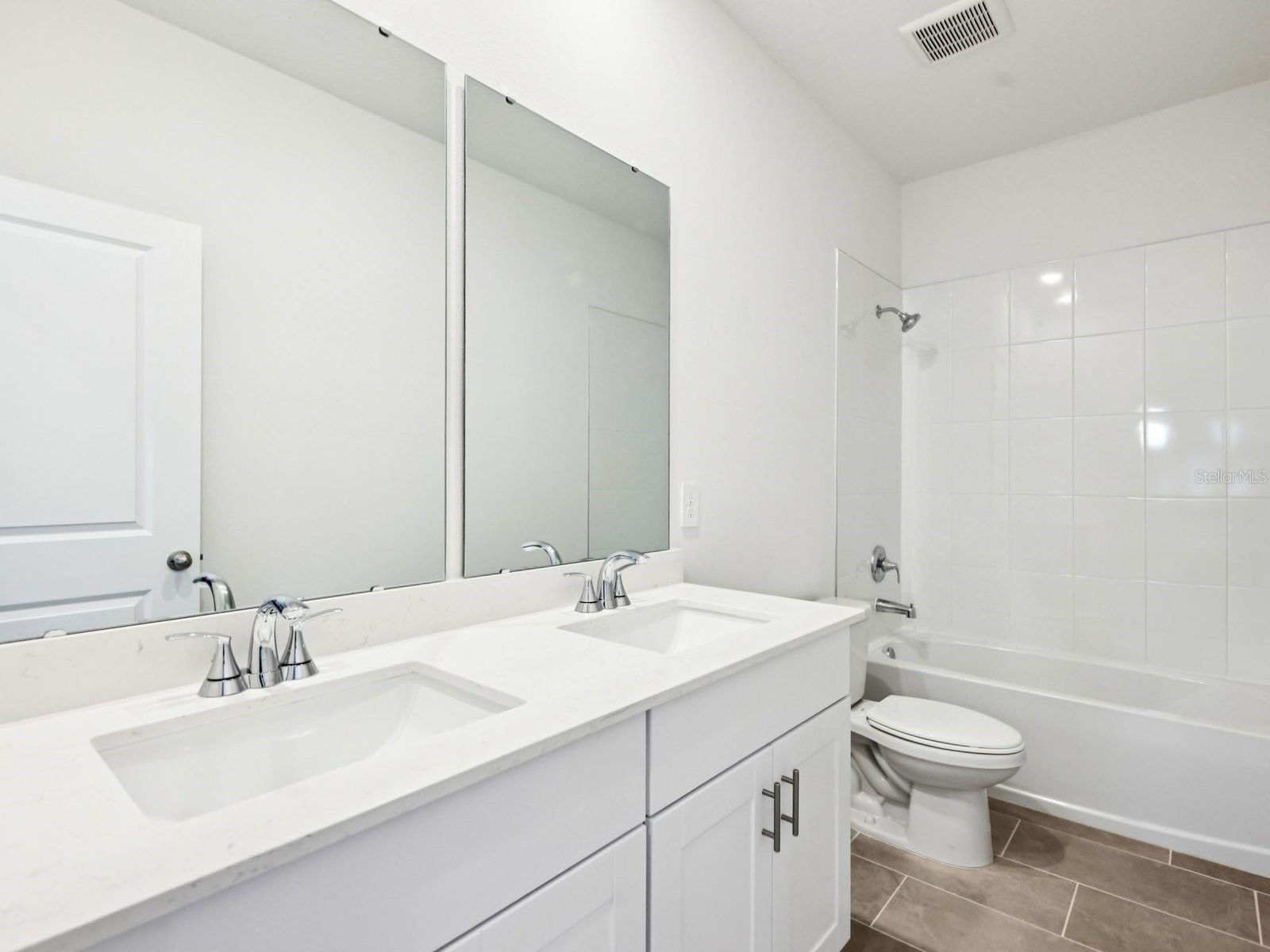 2273 Hen Minneola FL 34715 O6377587 image11