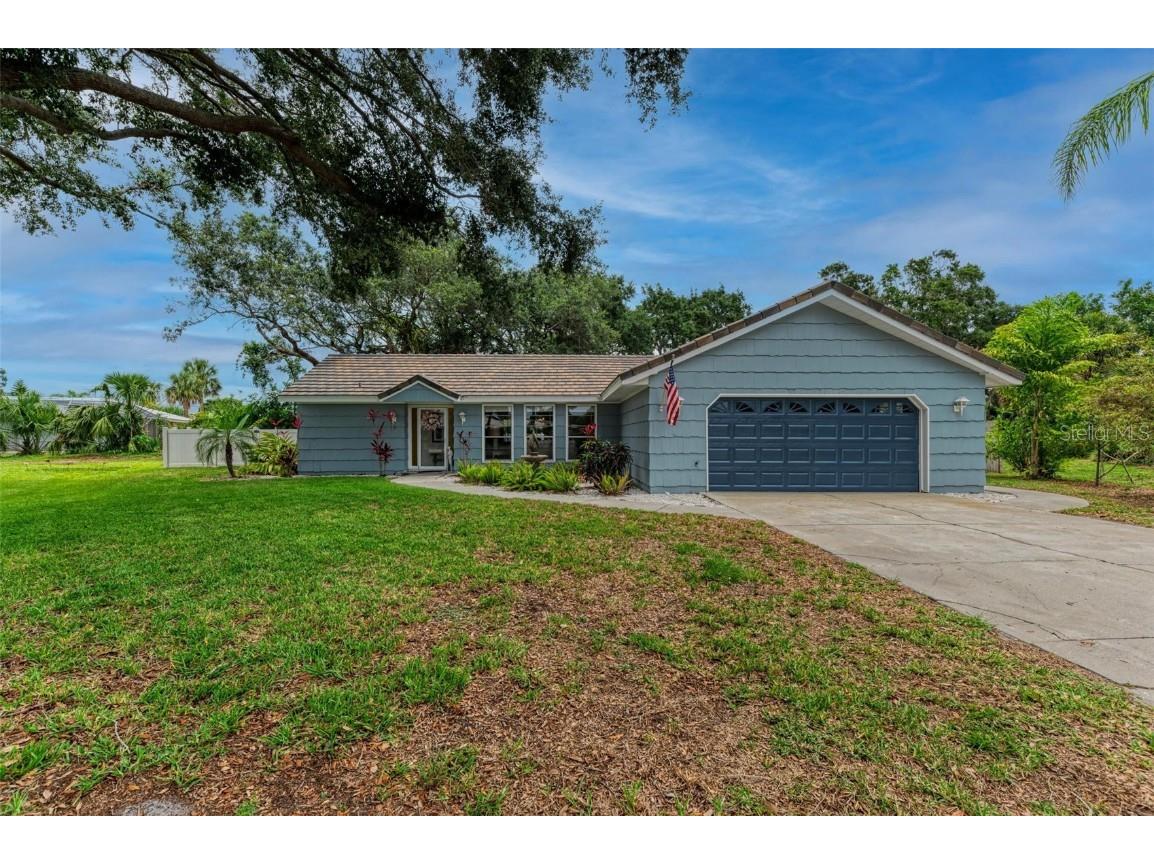 2274 Lakewood Court Nokomis FL 34275 A4572450 image1