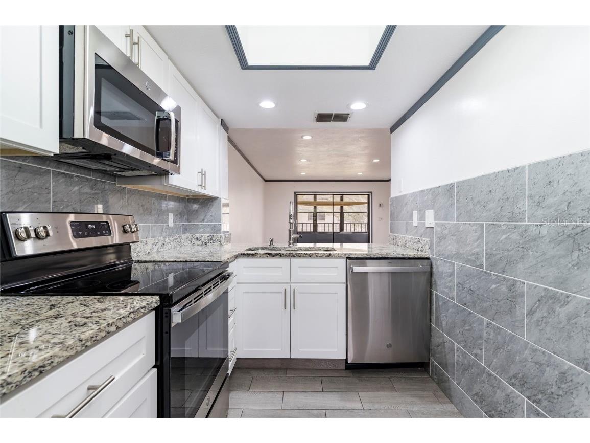 2275 62nd Avenue N #5202 Saint Petersburg FL 33702 TB8442213 image8