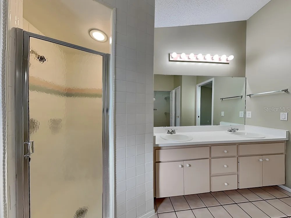 2275 Cork Oak Street E Sarasota FL 34232 TB8475200 image11