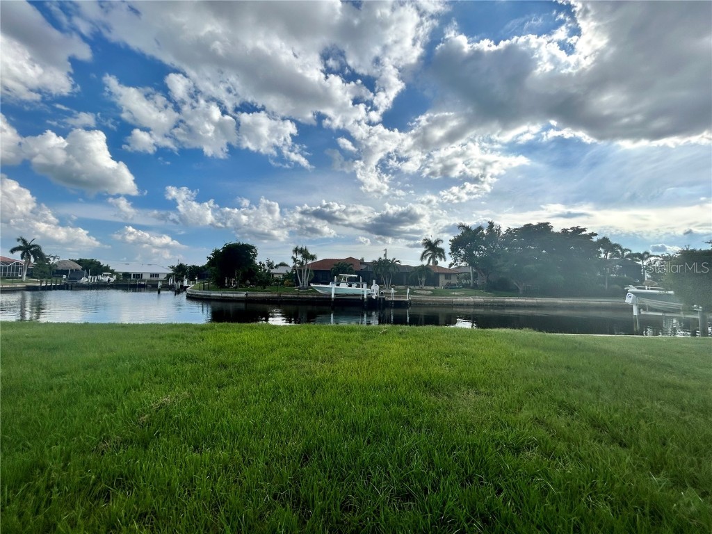 2275 El Cerito Ct Punta Gorda FL 33950 - SNAPPER STRAIT C7480337 image3