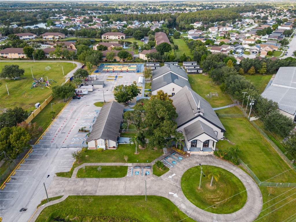 2275 Fortune Road, Kissimmee, FL, 34744 MLS S5093535 Edina Realty